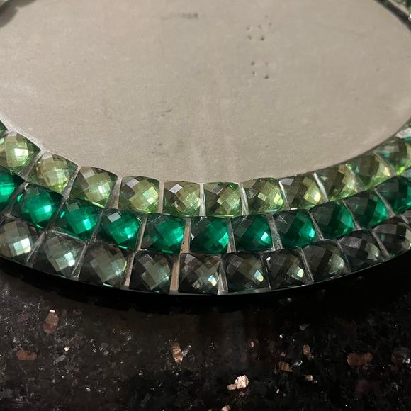 Green Rhinestone Oval Picture Frame - Picture 4 of 9
